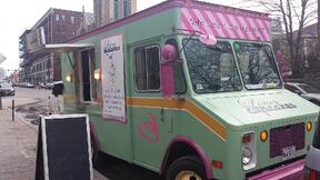 Portland wedding cupcake truck