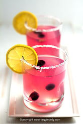 Maine Barn wedding blueberry lemonade cocktail