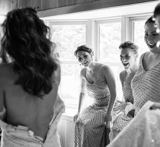 W_Betsy_Getting_Ready_Hailey_Tash_Photography-415248-edited.jpg