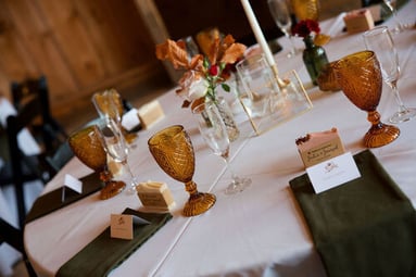 E7FF7D36-709A-4C7A-BD1B-C3BC2903E7DC-1